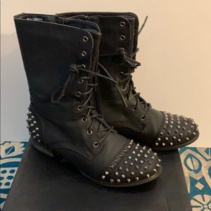 Size 8 Twisted Studded Combat Boots